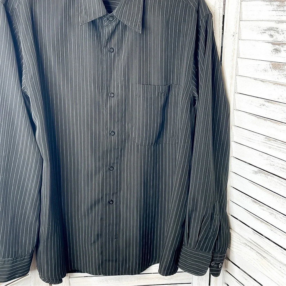 HAGGAR | Men’s Black Striped Long Sleeve Dress Shirt - Picture 5 of 7